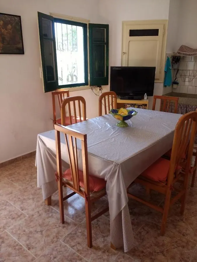 Casa Rural Masia D'En Gall L'Aldea 0*,